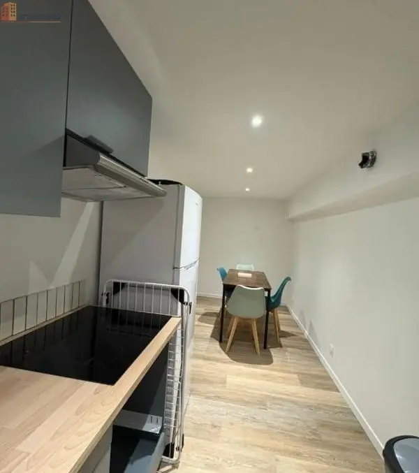 Studio 10m² La Roche-sur-Yon - Meublé, DPE D - Photo 14