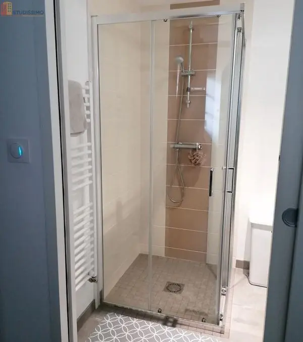 Studio meublé 20m² La Roche-sur-Yon - Mezzanine, lumineux - Photo 1