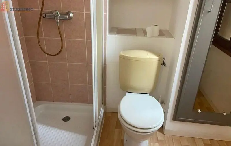Studio meublé 20m² Fontenay-le-Comte - Meublé, 2e étage - Photo 1