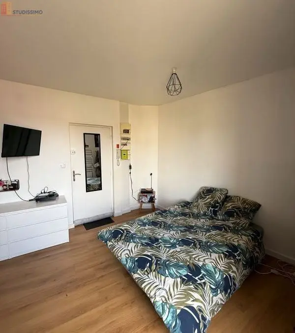 Studio 25m² Fontenay-le-Comte - 2e étage, lumineux - Photo 7