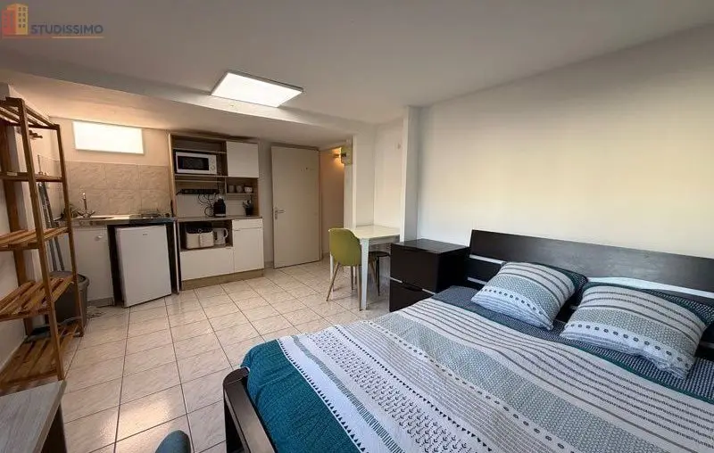 Studio 24m² La Roche-sur-Yon - Centre-ville, proche commerces - Photo 1