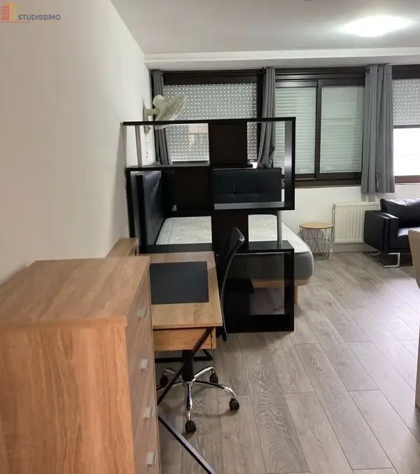 Studio meublé 22m² La Roche-sur-Yon - Meublé, 2e étage - Photo 2