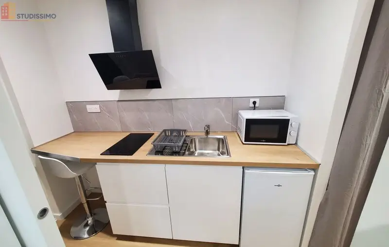 Studio meublé 21m² La Roche-sur-Yon - Meublé, 1er étage - Photo 2