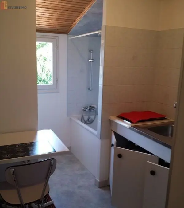 Studio meublé 18m² La Roche-sur-Yon - Idéal étudiant - Photo 1