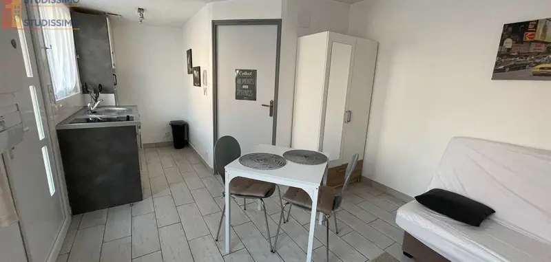 Studio meublé 21m² Luçon - Proche Lycée, meublé - Photo 2