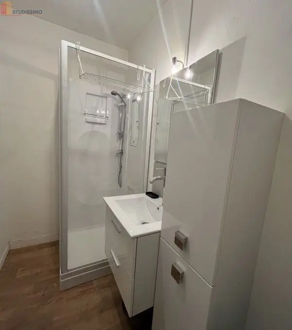 Studio meublé 15m² La Roche-sur-Yon - Hyper centre, meublé - Photo 1