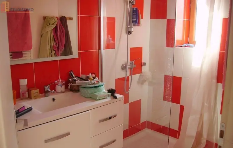 Studio meublé 28m² Luçon - Meublé, DPE B - Photo 3