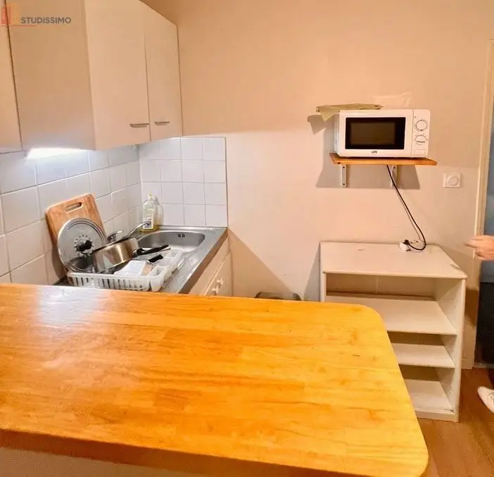 Studio meublé 11m² La Roche-sur-Yon - Proche école, lumineux - Photo 5