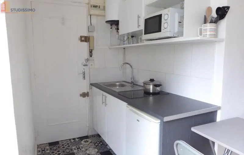 Studio meublé 16m² Poitiers - Meublé, 2e étage - Photo 1