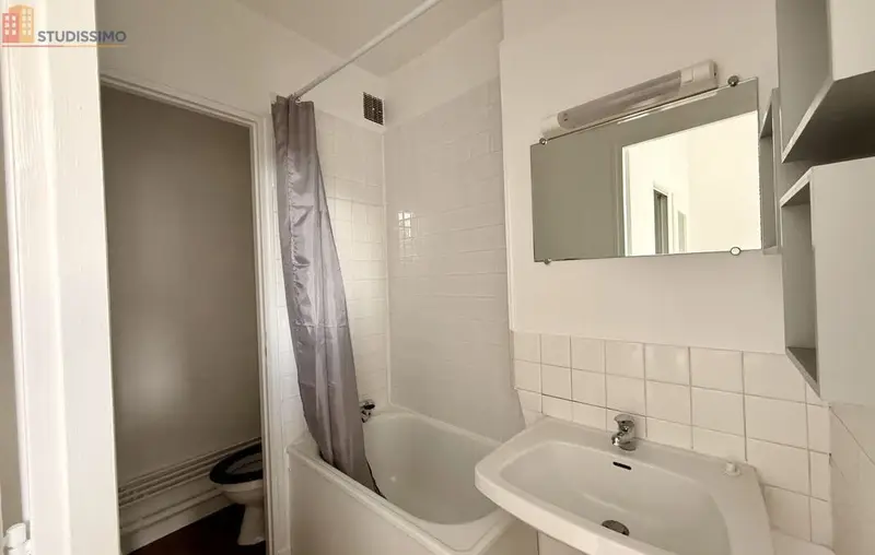 Studio meublé 21m² Poitiers centre - Lumineux - Photo 2