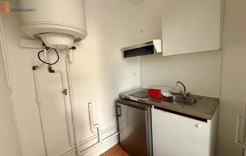 Studio meublé 21m² Poitiers centre - Lumineux - Photo 1