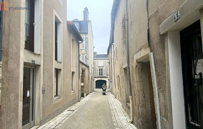 Studio meublé 26m² Poitiers centre - Meublé, 2e étage - Photo 1