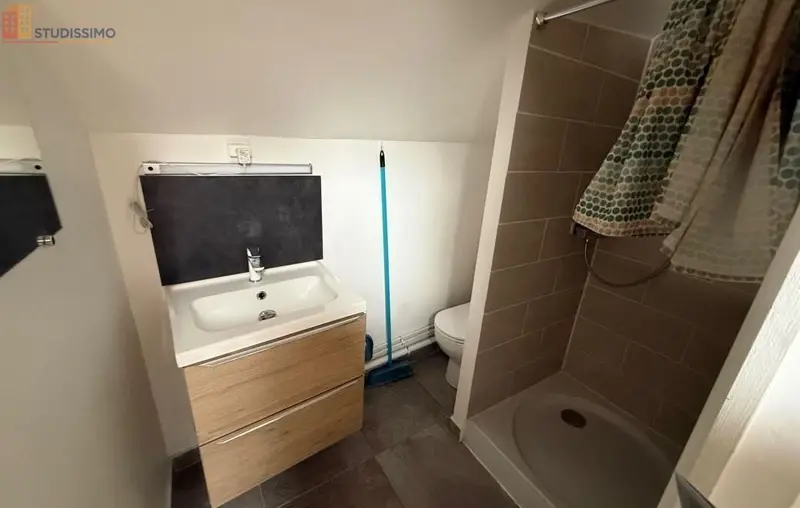 Studio meublé 13m² Poitiers - Meublé, 2e étage - Photo 3