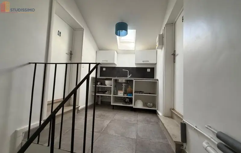 Studio meublé 13m² Poitiers - Meublé, 2e étage - Photo 4