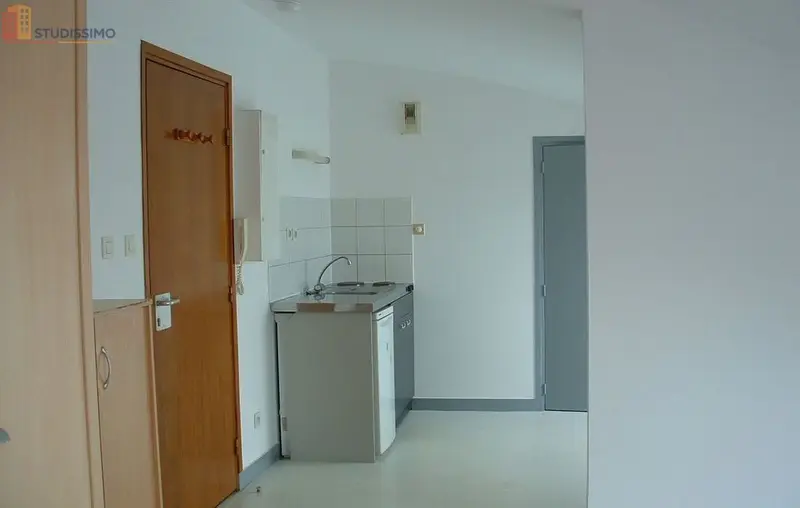 Studio 27m² Poitiers centre - Photo 4