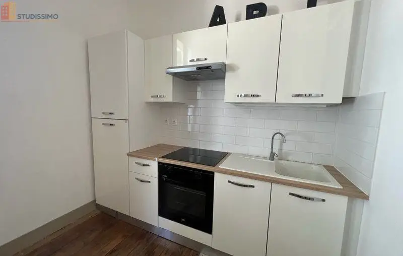 Studio meublé 23m² Poitiers centre ville - Calme, lumineux - Photo 2