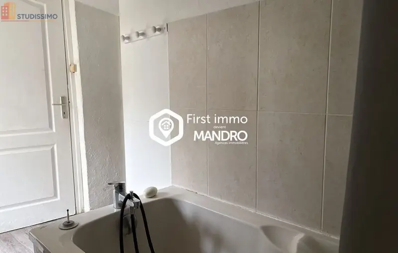 Studio 50m² Perpignan - Aucun caractère mentionné - Photo 3