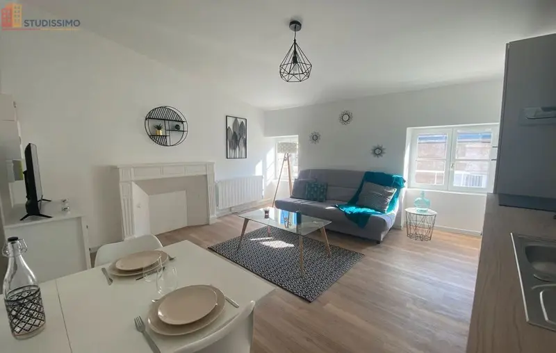 Studio meublé 20m² Poitiers - Lumineux, refait à neuf - Photo 5