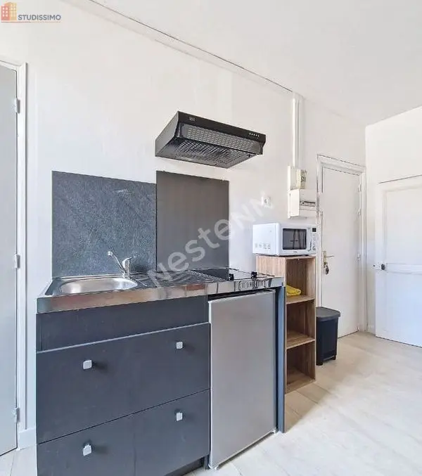 Studio meublé 17m² Poitiers - Meublé, 1er étage - Photo 5