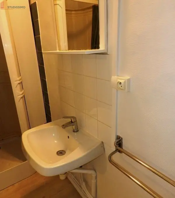 Studio meublé 15m² Poitiers centre - Meublé, quartier Montbernage - Photo 1