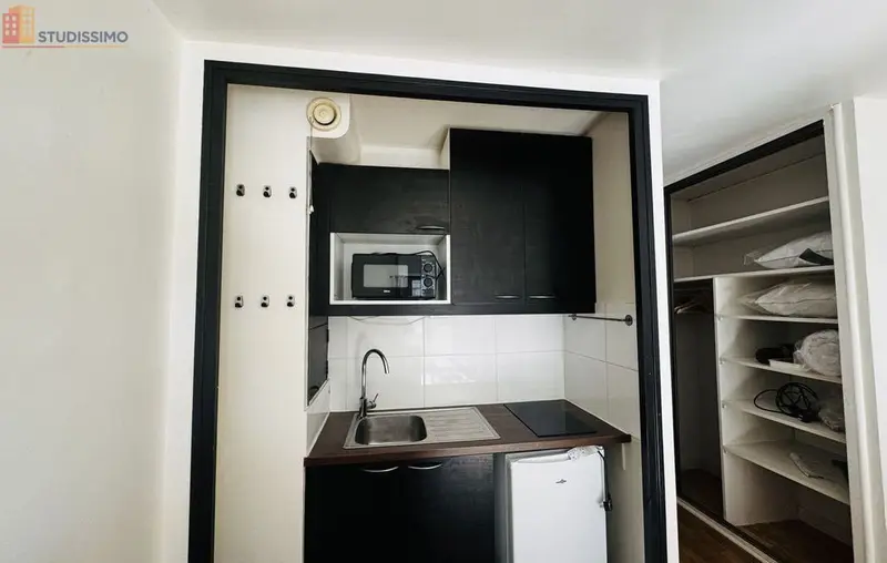 Studio meublé 27m² Poitiers - Meublé, DPE D - Photo 6