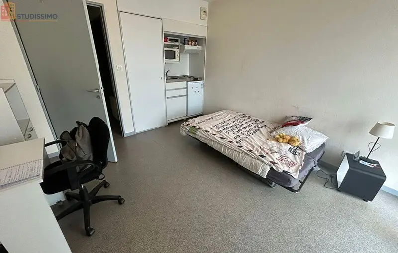 Studio meublé 22m² Saint-Benoît 86280 - Meublé, 2e étage - Photo 5