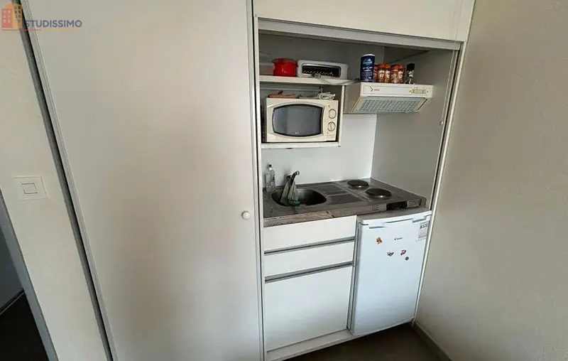 Studio meublé 22m² Saint-Benoît 86280 - Meublé, 2e étage - Photo 4