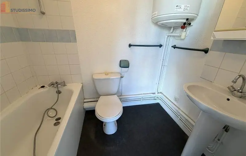Studio 19m² Poitiers - Cpe C - Photo 2