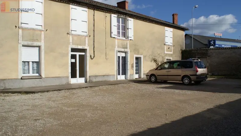 Studio 36m² Mirebeau 86110 - Photo 1