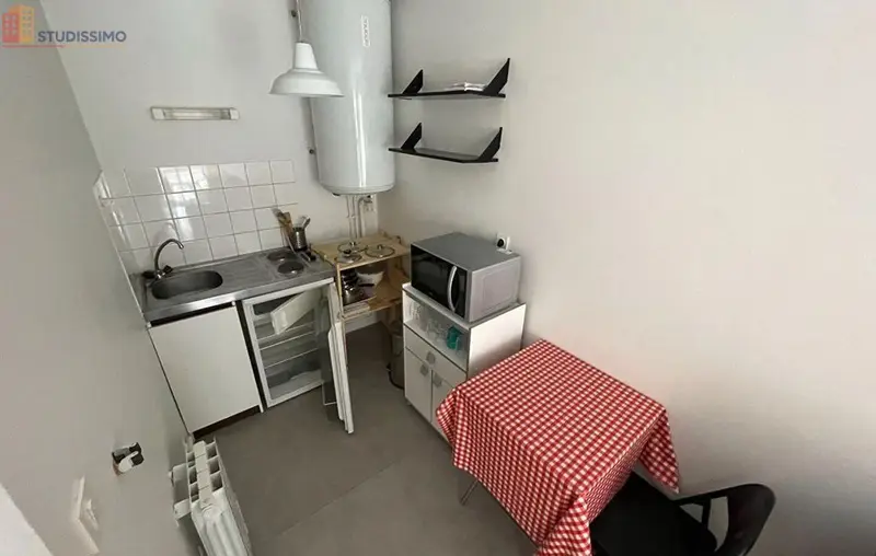 Studio meublé 24m² Poitiers - Meublé, DPE D - Photo 5