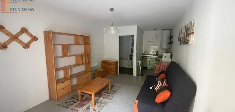 Studio meublé 24m² Poitiers - Meublé, DPE D - Photo 2