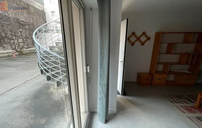 Studio meublé 24m² Poitiers - Meublé, DPE D - Photo 1