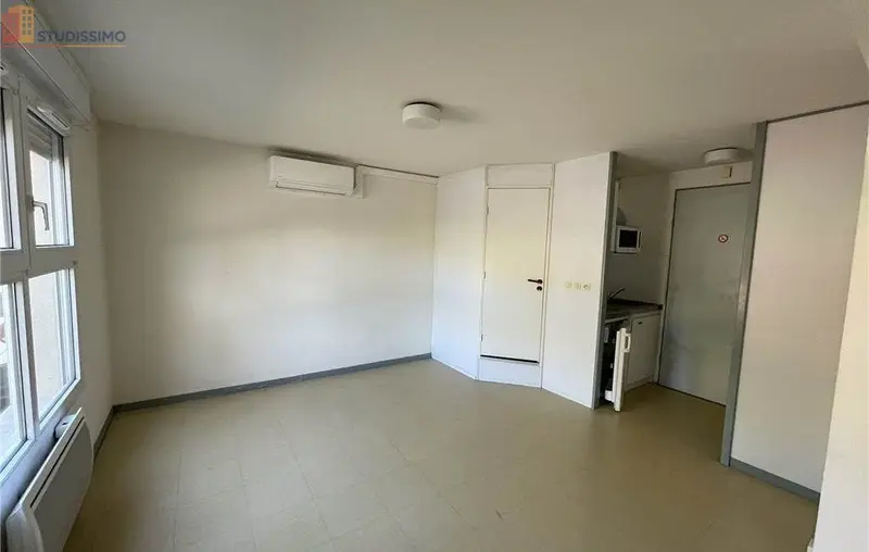 Studio meublé 31m² Poitiers 86000 - Meublé, DPE D - Photo 1