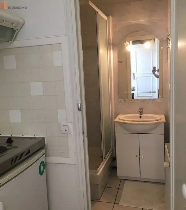 Studio meublé 18m² Poitiers centre - Toutes charges comprises - Photo 1