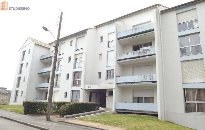 Studio 25m² Poitiers centre - Étage 2/3, DPE D - Photo 1