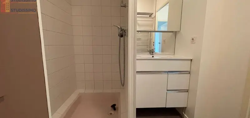 Studio 23m² Poitiers - Côté pratique, DPE C - Photo 6