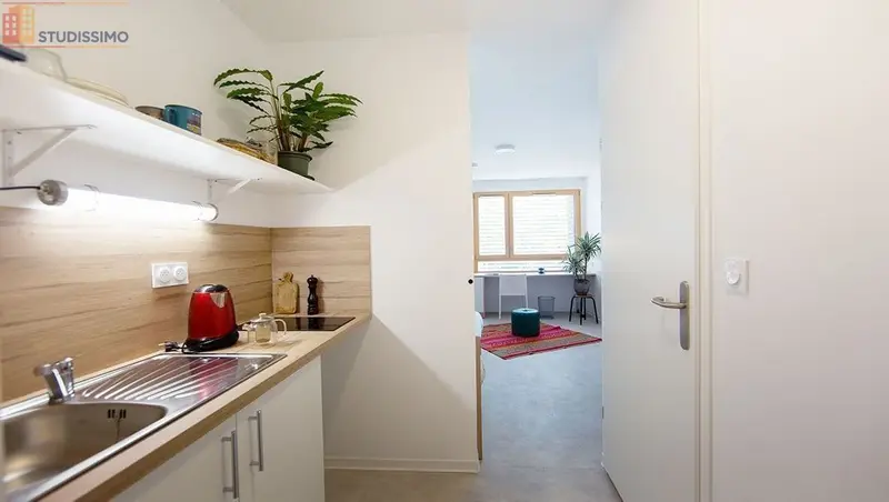Studio meublé 22m² Poitiers - Toutes charges comprises, internet - Photo 2