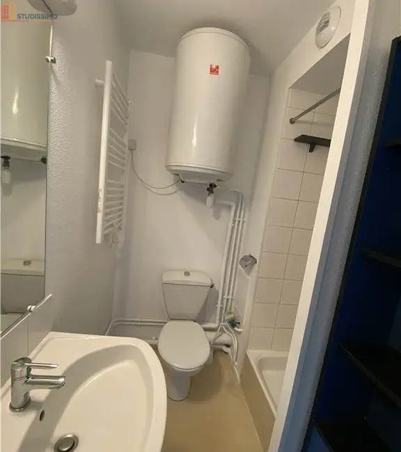 Studio meublé 16m² Poitiers centre - Meublé, lumineux - Photo 2
