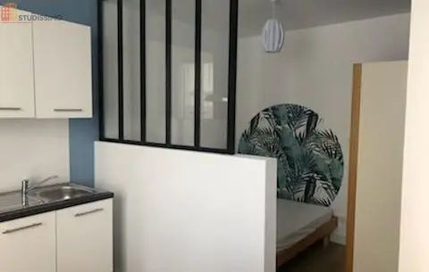 Studio meublé 20m² Poitiers centre - Meublé, proche commerces - Photo 2