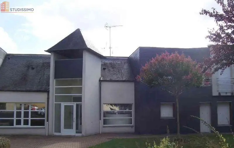 Studio 34m² Scorbé-Clairvaux - 1 pièce, lumineux - Photo 16