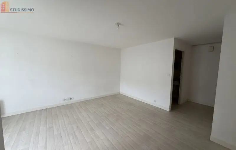 Studio 29m² Poitiers - Étage élevé, DPE D - Photo 4