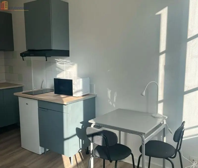 Studio 20m² Poitiers - Meublé, 2e étage - Photo 12