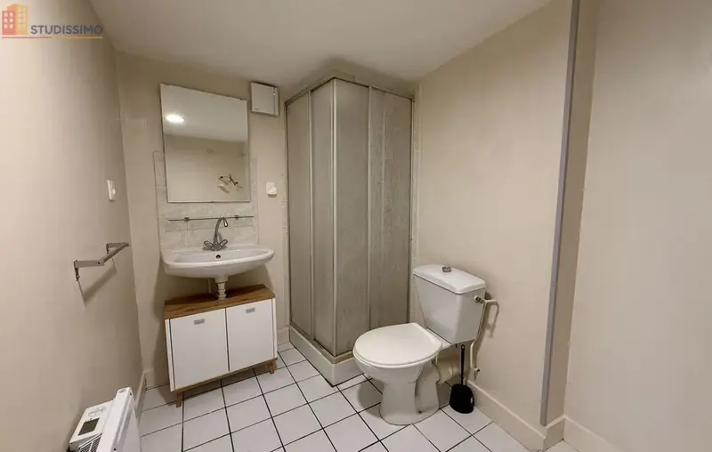 Studio 15m² Poitiers 86000 - Photo 1