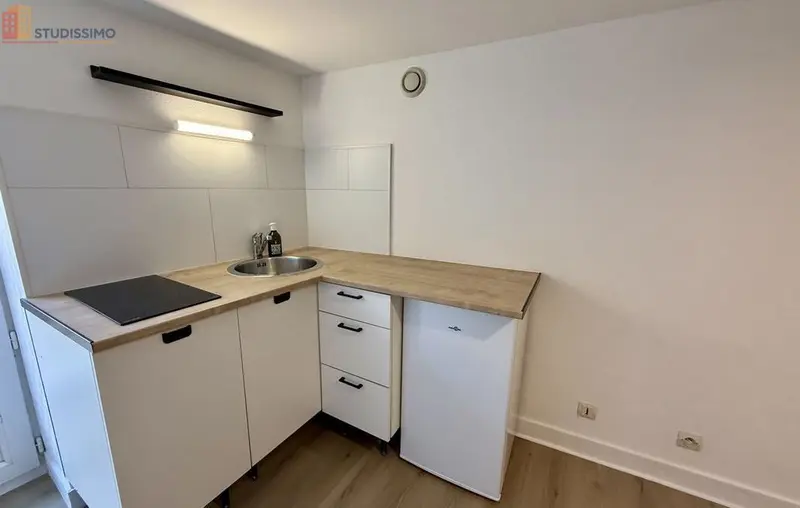Studio 15m² Poitiers 86000 - Photo 2