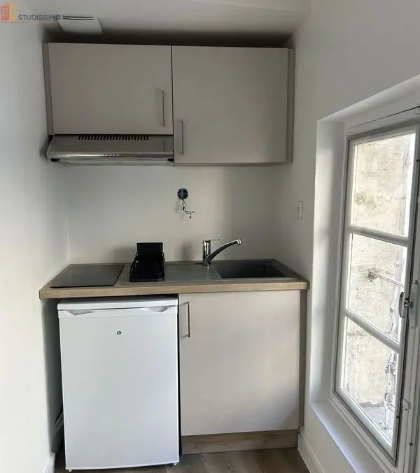 Studio meublé 22m² Poitiers - Meublé, DPE C - Photo 4