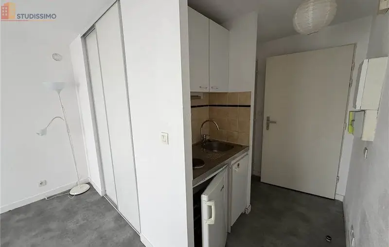 Studio 20m² Poitiers 86000 - Photo 4