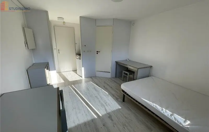 Studio meublé 17m² Poitiers - Meublé, DPE D - Photo 4