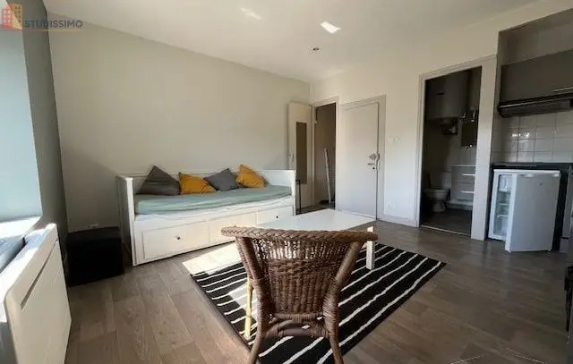 Studio meublé 20m² Poitiers - Lumineux, 2e étage - Photo 2