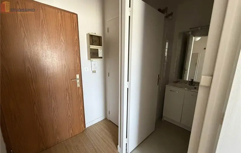 Studio meublé 25m² Poitiers - Meublé, DPE C - Photo 2