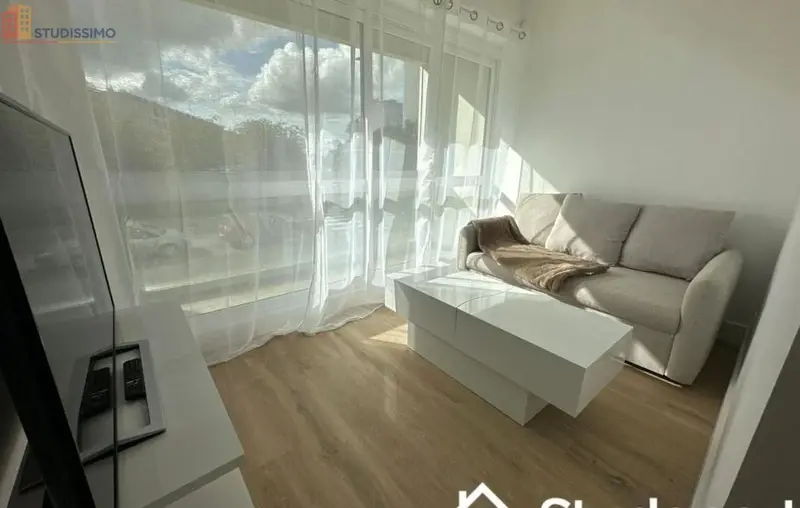 Studio meublé 10m² Poitiers centre - Calme - Photo 11